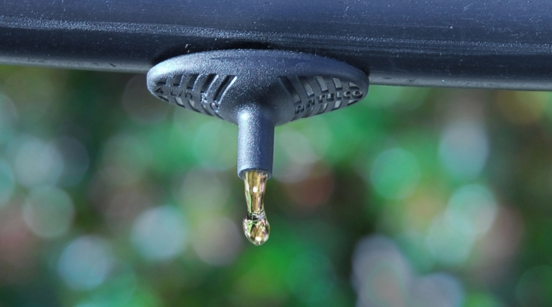Pinch Drip™ PC 4lph (1 gph)