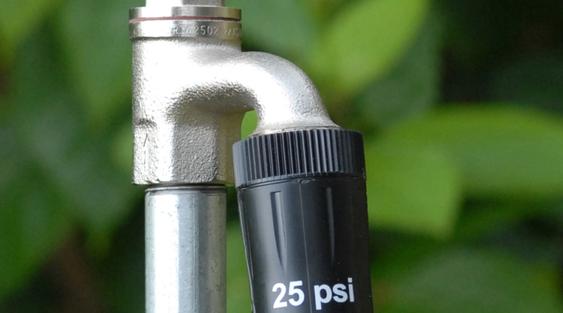 Pressure Regulator 25 psi